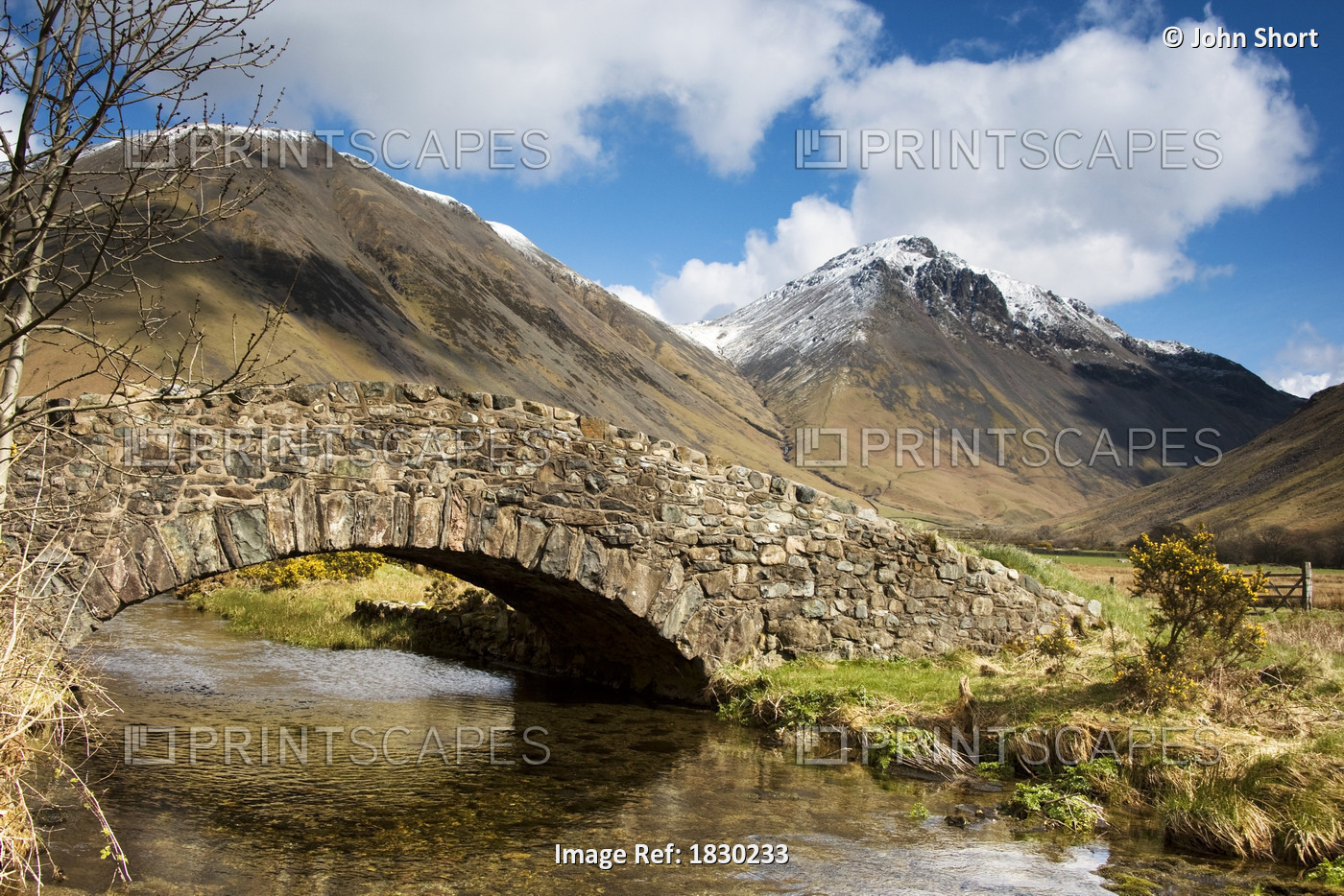 Stone Bridge In Mountain Landscape, Lake District, Cumbria, England, United ...