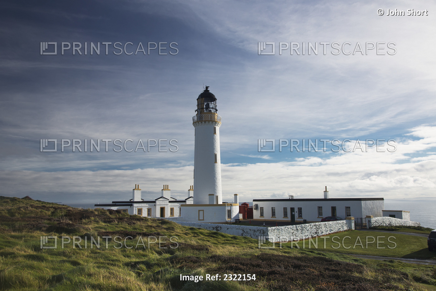 UK, Scotland, Dumfries and Galloway, White lighthouse on coast